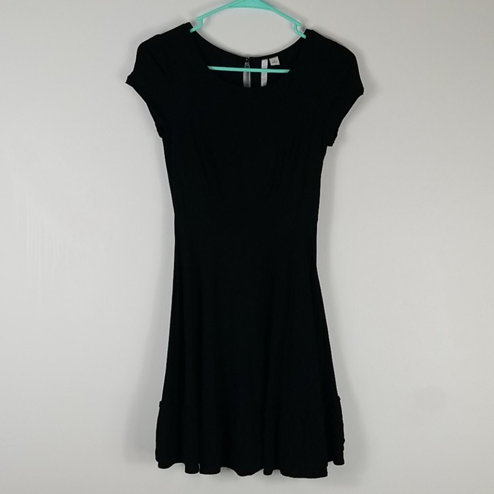 Lauren Conrad Black Shift Dress